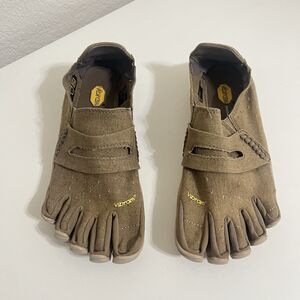 Vibram Fivefingers CVT-Hemp Men's Shoes 14M6201 Khaki Size EU 40 US 8-8.5